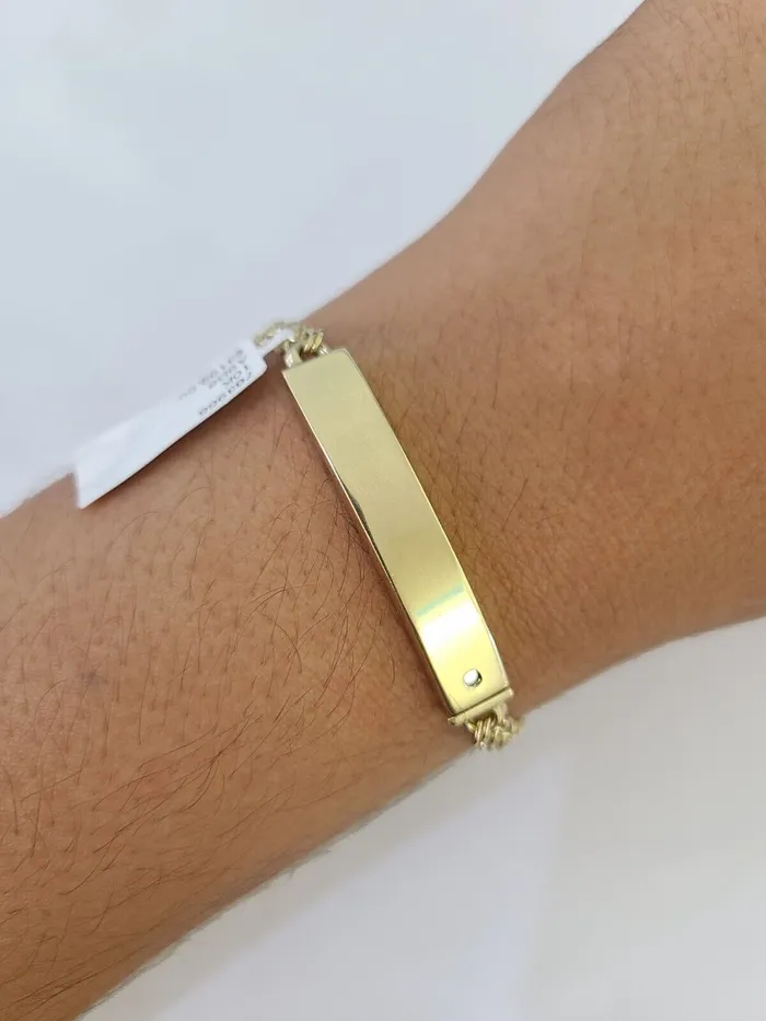 Bracelets 10k Chino ID Bracelet Yellow Gold Box Lock Real 10kt 6 Gold and Diamond