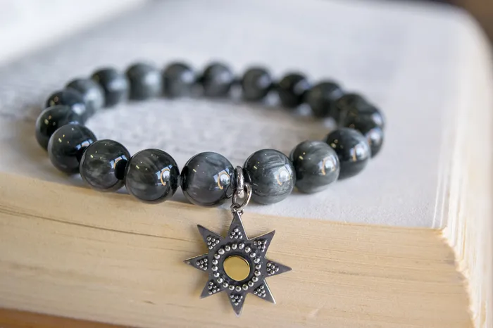 10mm Cats Eye Star Stretch Bracelet Elisa Ilana Bracelets