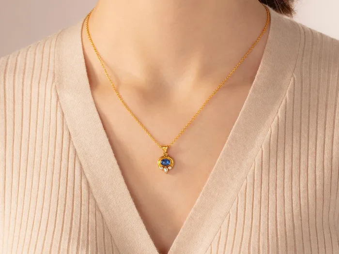 GG GOLD OOAK Necklaces GURHAN Muse Gold Kyanite Pendant Necklace 8x6mm Oval set in Wide Frame GG GOLD OOAK Necklaces GURHAN Muse Gold Kyanite Pendant Necklace 8x6mm Oval set in Wide Frame