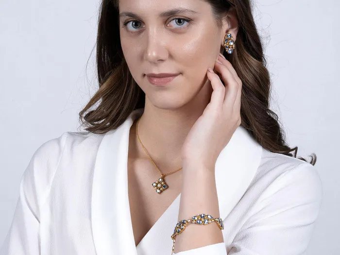 GURHAN Pointelle Gold Topaz Pendant Necklace 23mm Square GG GOLD OOAK Necklaces GURHAN Pointelle Gold Topaz Pendant Necklace 23mm Square GG GOLD OOAK Necklaces
