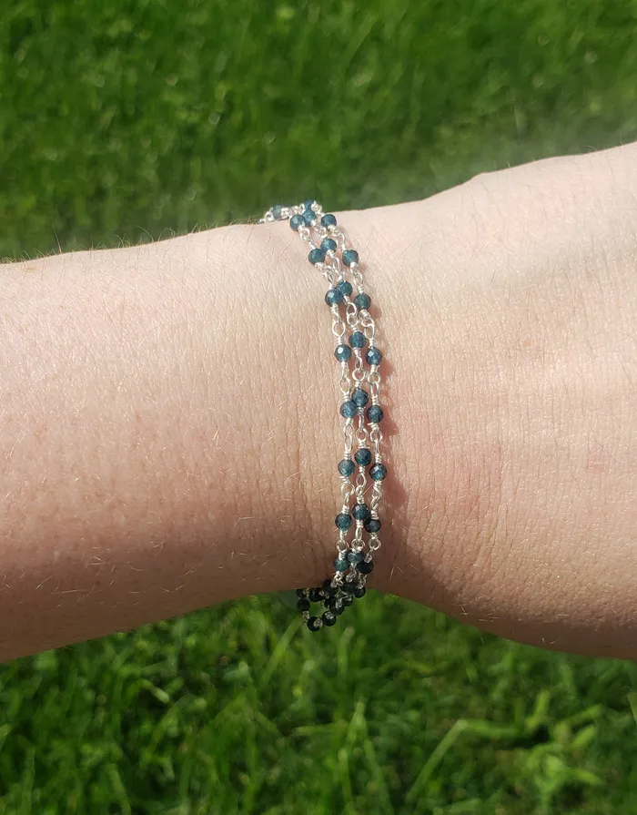 Bracelets AVF AVF Silver Grandidierite Pink Sapphire Kyanite Quartz Pearl Triple Strand Bracelet SI3649 Bracelets AVF AVF Silver Grandidierite Pink Sapphire Kyanite Quartz Pearl Triple Strand Bracelet SI3649