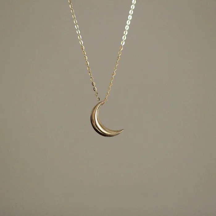 Necklaces elliesage Ellies Signature Crescent Charm Necklace